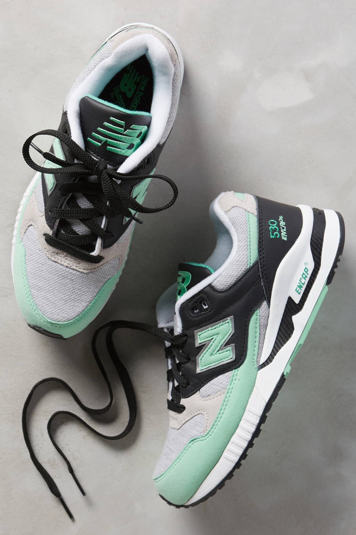 530 Sneakers by New Balance