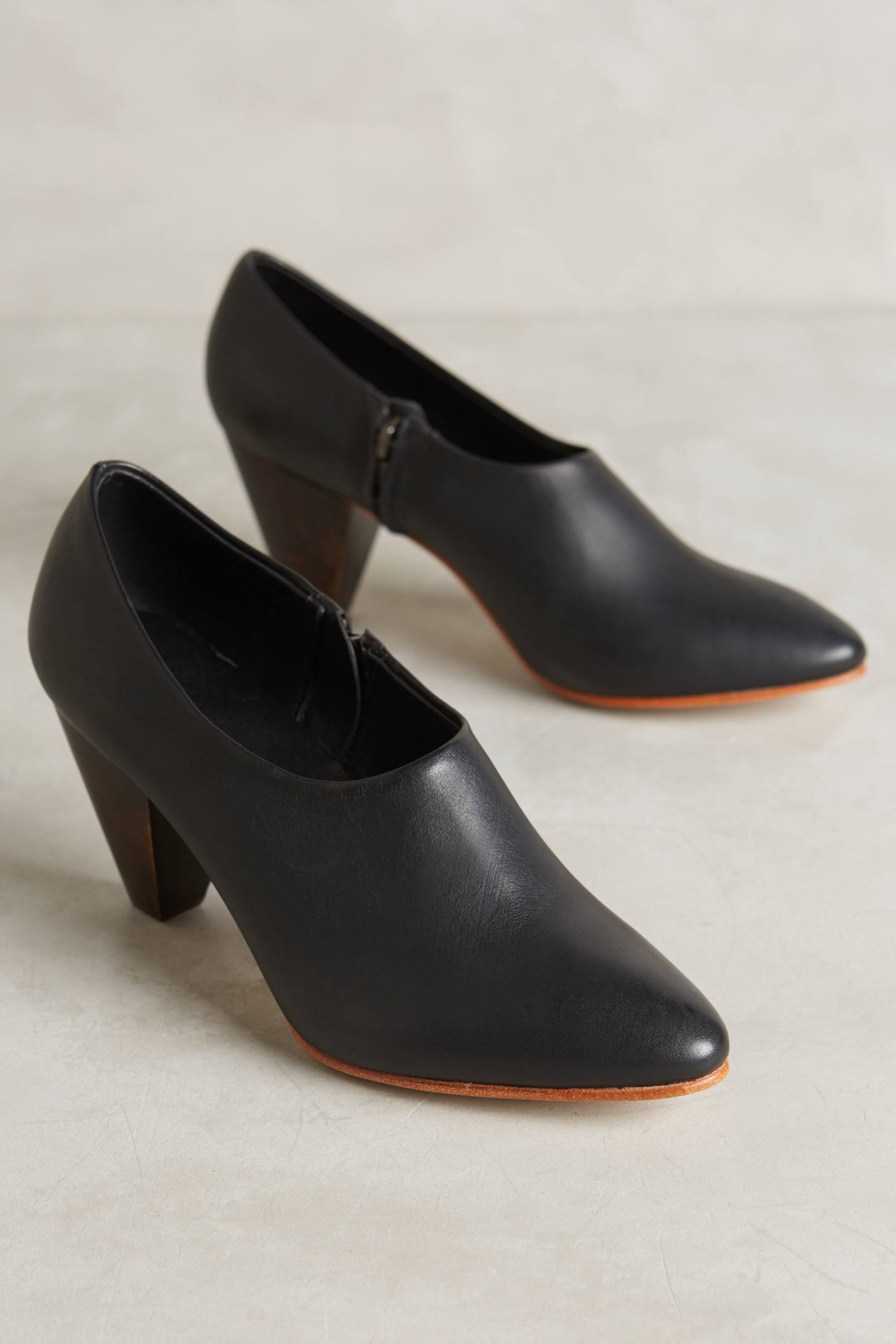 Bedford Shooties by Ariana Bohling