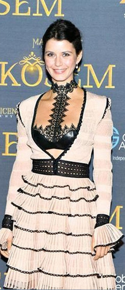 ALEXANDER MCQUEEN V NECK SLEEVELESS DRESS